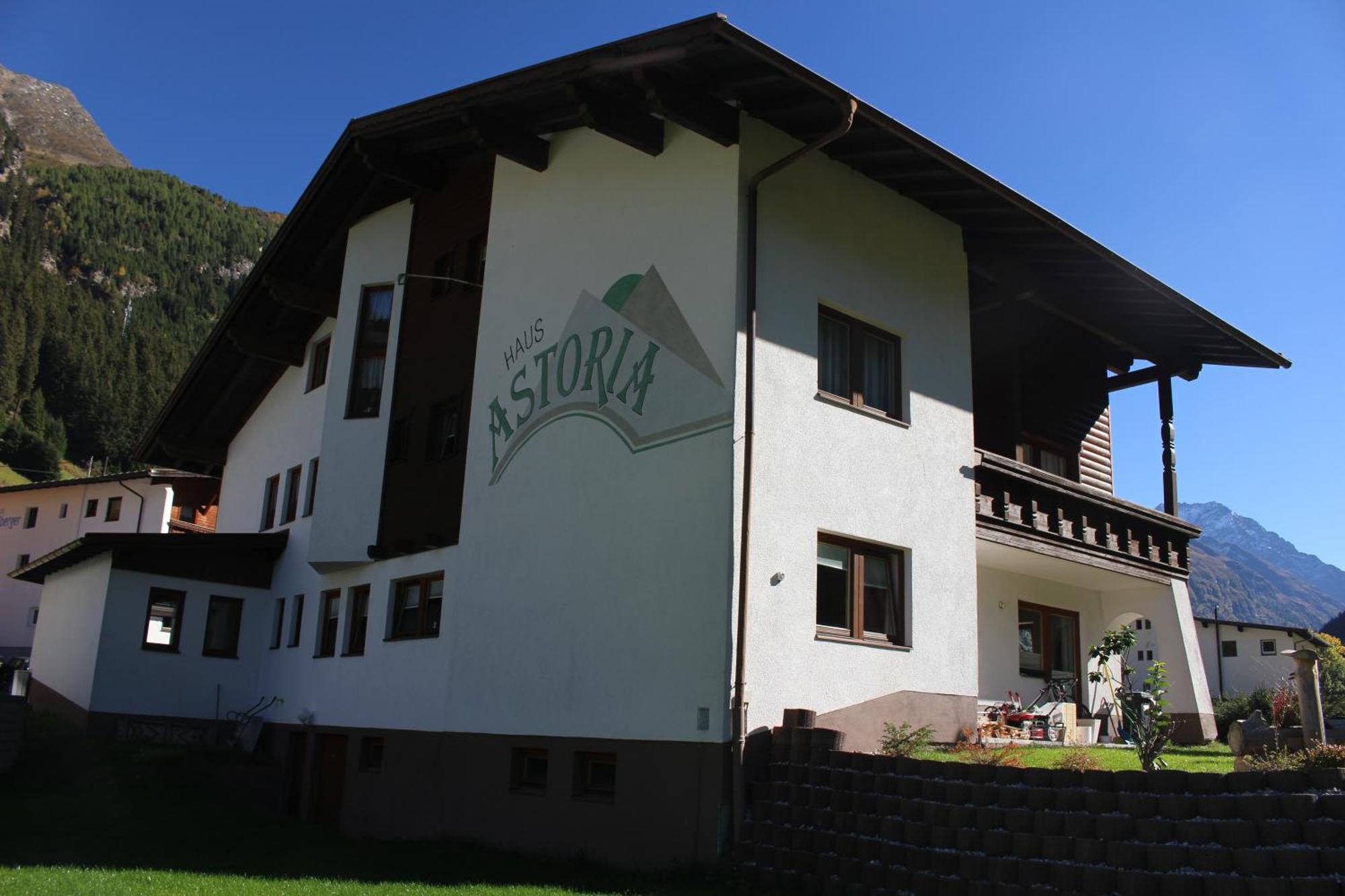 Haus Astoria Apartment Sankt Leonhard im Pitztal Exterior foto